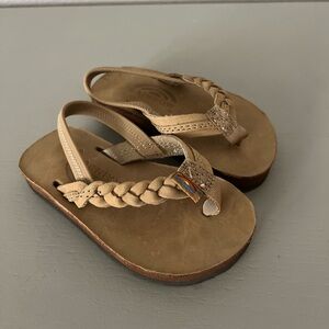 Rainbow sandals toddler girl. Size 3/4.